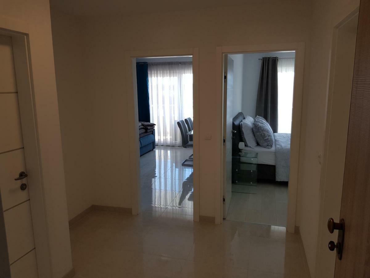 Apartmani Marella Donji Seget Buitenkant foto