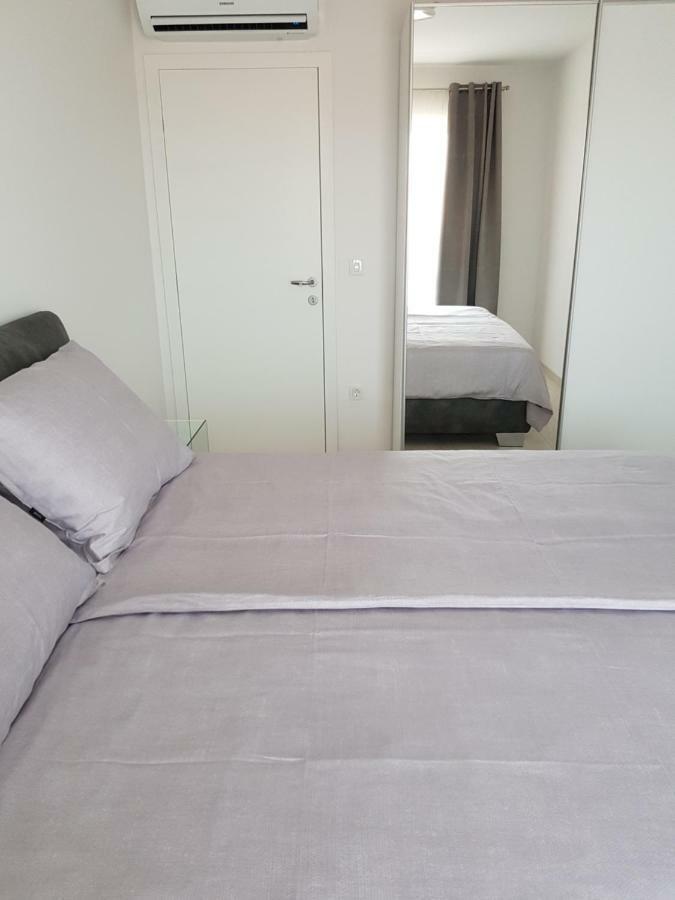 Apartmani Marella Donji Seget Buitenkant foto