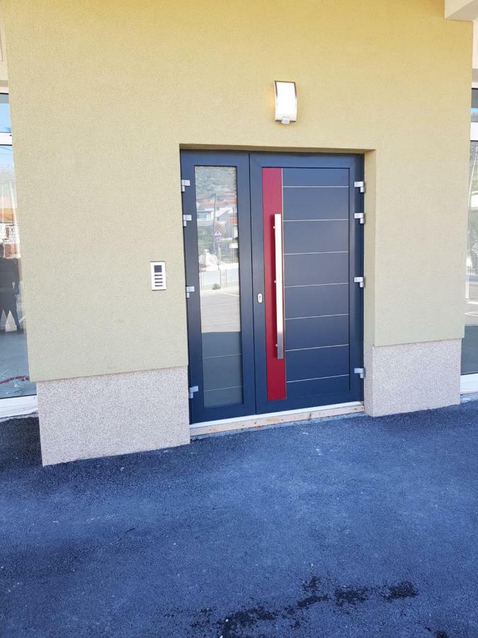 Apartmani Marella Donji Seget Buitenkant foto