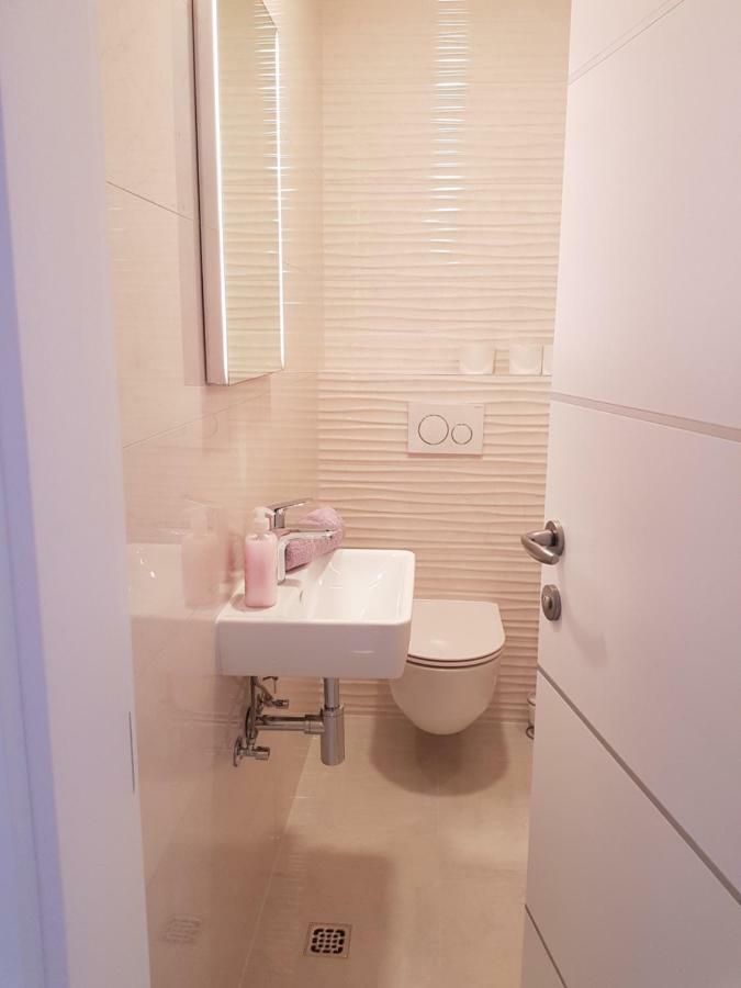 Apartmani Marella Donji Seget Buitenkant foto